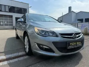 Opel Astra J 1.4 16VTurbo Sports Kombi Tüv neu 1 hand