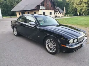 Jaguar XJ6 XJ6 2.7 Twin Turbo Diesel Executive