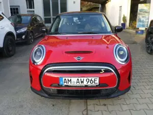 MINI Cooper S Mini 3-trg. Cooper SE Classic Trim Bild 2