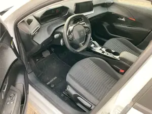 Peugeot 208 e- 136 Active LED CarPlay SHZ Kamera Bild 5