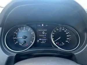 Nissan Qashqai 1.3 DIG-T Aut. Acenta 4x2 117 kW | Bluet Bild 4