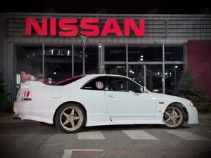 Nissan Skyline R33 GTST