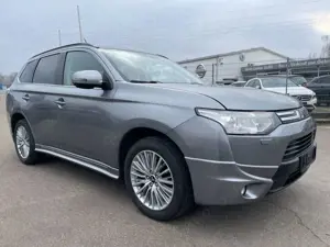 Mitsubishi Outlander ClearTec Intense 4WD 7-Sitzer Bild 2