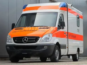 Mercedes-Benz Sprinter 316 CDI Aut. RTW KTW STROBEL