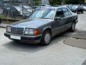 Mercedes-Benz E 200 W124 Automatik Oldtimer 2.Hand Rentnerfahrzeug