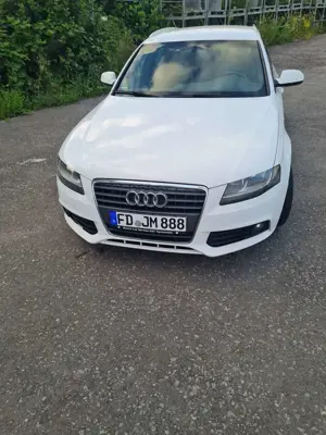 Audi A4 S line Sportpaket / plus Bild 3