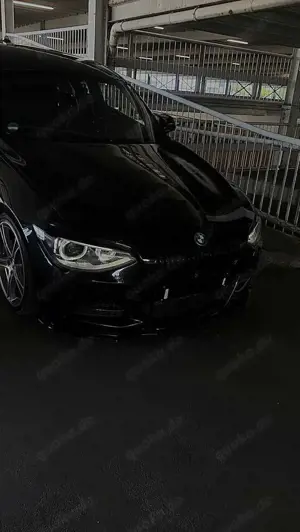 BMW 135 M135i xDrive Sport-Aut. Bild 2