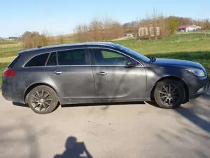 Opel Insignia Insignia 2.0 CDTI Sports Tourer Edition Bild 3