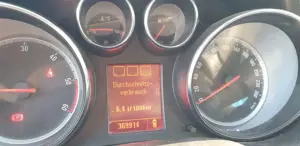 Opel Insignia Insignia 2.0 CDTI Sports Tourer Edition Bild 2