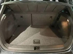 SEAT Arona 1.5 TSI DSG Xperience 150 PS Rückfahrkamer Bild 2