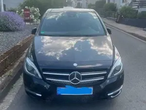 Mercedes-Benz B 220 B 220 4Matic 7G-DCT Bild 1