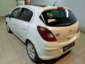 Opel Corsa D Color Edition kein tüv Bild 4