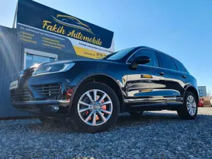 Volkswagen Touareg V8 TDI 4Motion R-Line Packet Navi AHK Bild 1