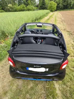 smart forTwo smart fortwo cabrio electric drive cabrio EQ prime Bild 3