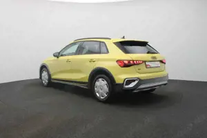 Audi A3 allstreet 35 TFSI S line Matrix Navi HuD Bild 3