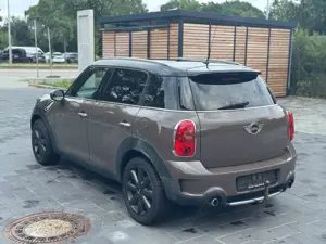 MINI Cooper SD COOPER SD Countryman / TÜV NEU Bild 3