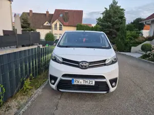 Toyota Proace Proace 2,0-l-D-4D L2 (7-Si.) Autm. Verso Executive