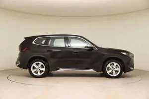 BMW X1 xDrive23d xLine DrivAss+ AHK ParkAss El. Sitz Bild 4