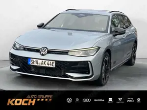 Volkswagen Passat Variant 1.5 TSI eHybrid R-Line Pano AHK
