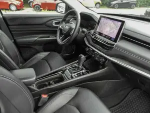 Jeep Compass S Plug-In Hybrid 4WD 1.3 EU6d Navi Soundsystem 360 Bild 5 Jeep Compass S Plug-In Hybrid 4WD 1.3 EU6d Navi Soundsystem 360 Bild 5