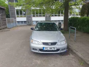 Honda Accord 2.2i Automatik Classic