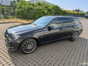 Mercedes-Benz C 180 C-Klasse T-Modell T BlueEFFICIENCY 7G-TRONIC Avant Bild 3