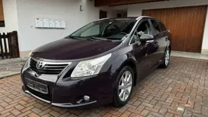 Toyota Avensis Kombi Executive*Tempo*AHK*SHZ*Klima*HU*