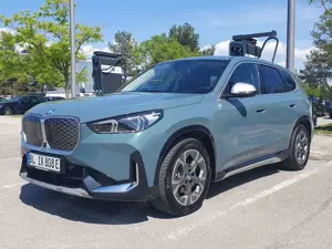 BMW iX1 iX1 xDrive30 xLine Garantie bis 09/27