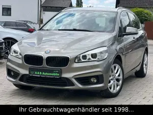 BMW 218 Advantage *LED/NAVI/AHK/PDC*