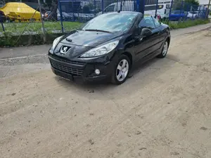 Peugeot 207 Premium Bild 2