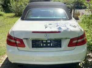 Mercedes-Benz E 250 CGI Cabrio BlueEFFICIENCY Automatik Prime Edition Bild 2