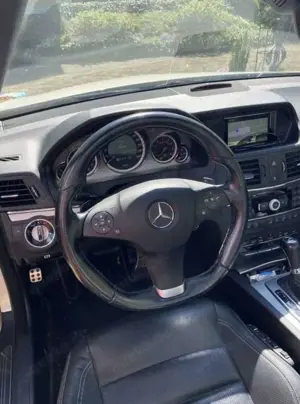 Mercedes-Benz E 250 CGI Cabrio BlueEFFICIENCY Automatik Prime Edition Bild 3