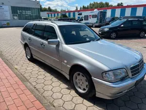 Mercedes-Benz C 240 T*2.HAND*KLIMA*AUTOMATIK*el.SD*AHK*HU NEU Bild 4