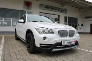 BMW X1 20 d xDrive AHK Leder Panoramadach Xenon x Line Al