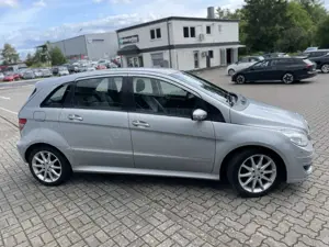 Mercedes-Benz B 170 top Zustand tüv bis 27-juli 2hand Bild 3