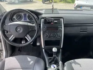Mercedes-Benz B 170 top Zustand tüv bis 27-juli 2hand Bild 4