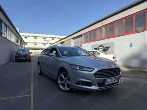 Ford Mondeo Turnier 2.0 TDCi PowerShift-Aut Allrad Titanium