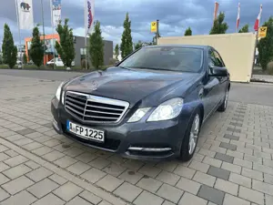 Mercedes-Benz E 220 E 220 CDI BlueEfficiency (212.002)
