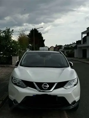 Nissan Qashqai 1.6 DIG-T TEKNA