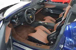 Ferrari SF90 Spider Carbon Lifting Racingsitze GARANTIE Bild 2