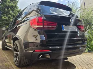 BMW X5 X5 xDrive30d LED STHZG HUD AHK M Sport 275/315 Bild 4