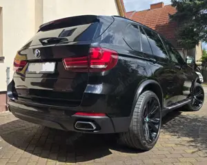 BMW X5 X5 xDrive30d LED STHZG HUD AHK M Sport 275/315 Bild 3