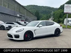 Porsche Panamera 4 GTS *ALCANTARA*BOSE*KAMERA*20 ZOLL*