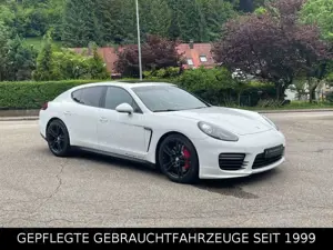 Porsche Panamera 4 GTS *ALCANTARA*BOSE*KAMERA*20 ZOLL*