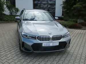 BMW 320 d xDrive Touring M Sport HIFI Komfortzugang