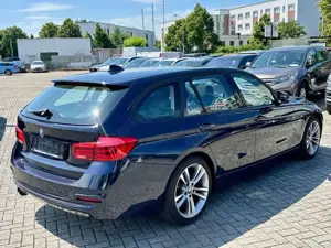 BMW 335 d Touring xDrive Sport Line *LCI*PANO*SPUR* Bild 4
