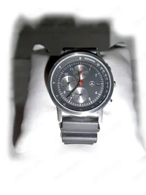 Seltene Armbanduhr von Mercedes