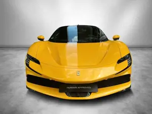 Ferrari SF90 Stradale Assetto Fiorano / Giallo Triplo Bild 2