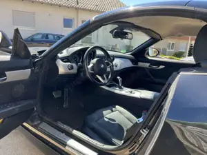 BMW Z4 M-Line, 245PS, Xenon, Leder, 8 fach Bereift