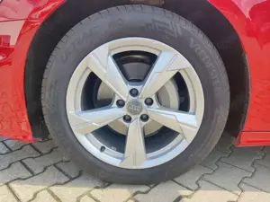 Audi A6 Avant 40 TDI sport Bild 4